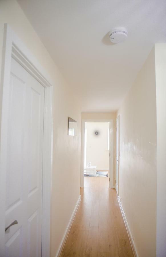 Salford Holiday Apartment Manchester Dış mekan fotoğraf