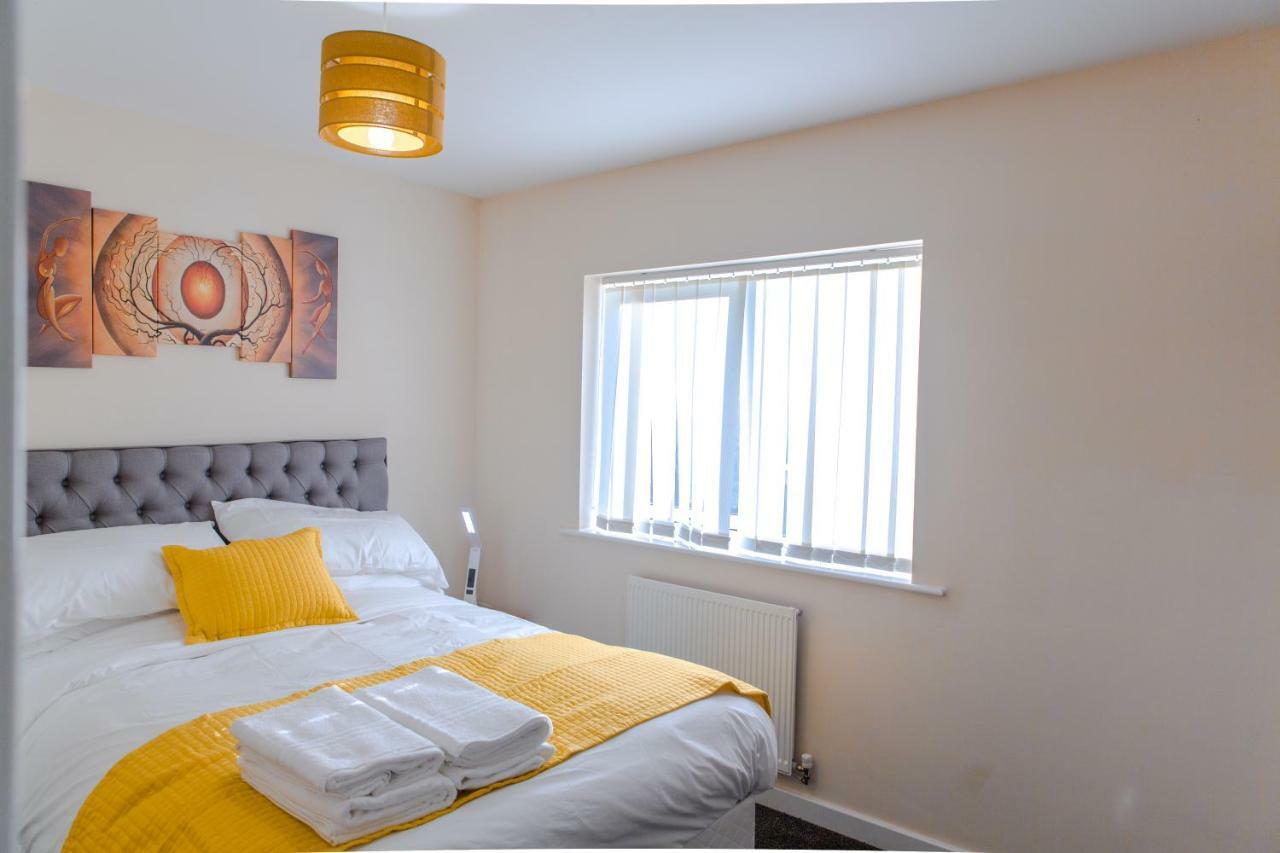 Salford Holiday Apartment Manchester Dış mekan fotoğraf