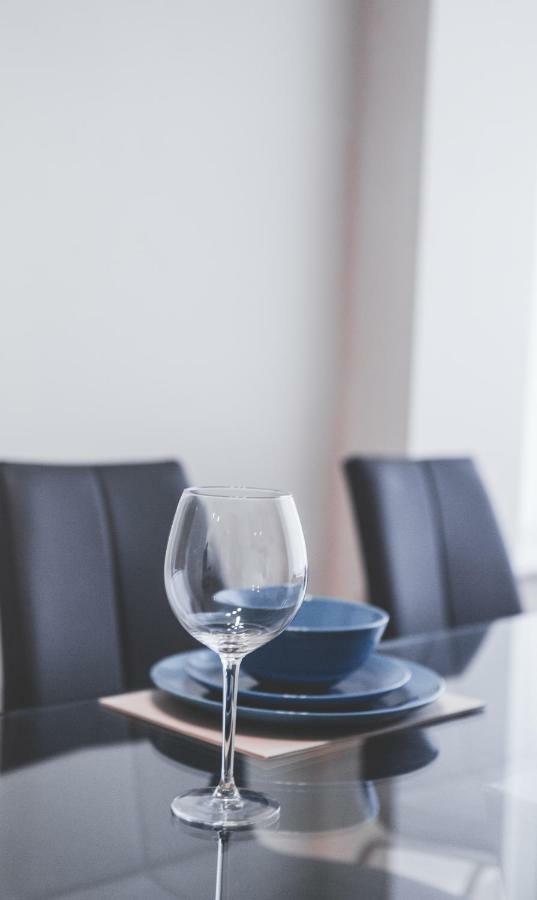 Salford Holiday Apartment Manchester Dış mekan fotoğraf